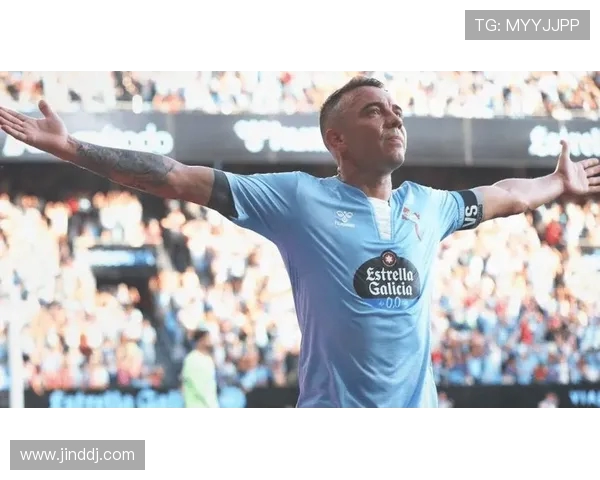 塞尔塔通过无人机灯光秀致敬队史出场王阿斯帕斯点亮夜空