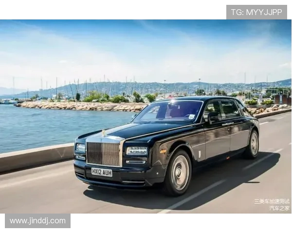 15岁迷你罗晒豪华兰博基尼越野车自称这是自己人生第一辆座驾新礼